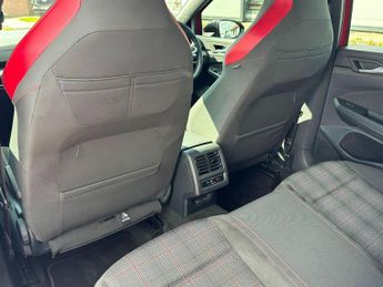 Volkswagen Golf 2.0 TSI GTI DSG Euro 6 (s/s) 5dr