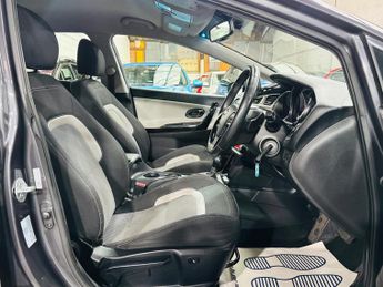 Kia Ceed 1.6 GDi 3 DCT Euro 5 5dr