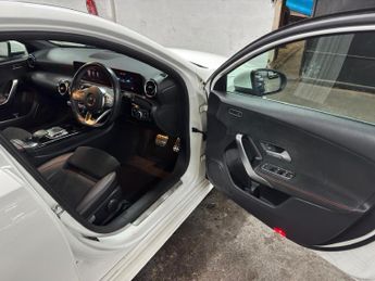 Mercedes-Benz A Class 1.5 A180d AMG Line (Executive) 7G-DCT Euro 6 (s/s) 5dr