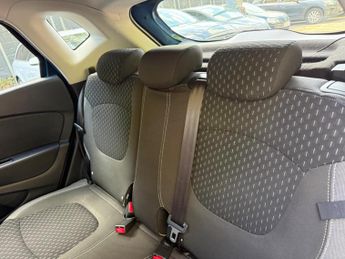 Renault Captur 1.2 TCe ENERGY Dynamique Nav EDC Euro 6 (s/s) 5dr