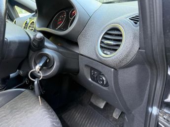 Vauxhall Corsa 1.4 16V SE Auto Euro 5 5dr