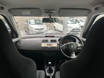 Suzuki Swift 1.3 Attitude 3dr