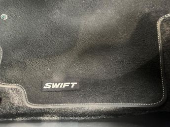 Suzuki Swift 1.3 Attitude 3dr