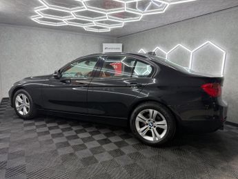 BMW 3 Series 2.0 320d Sport Auto Euro 5 (s/s) 4dr