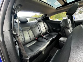 Hyundai Veloster 1.6 GDi Sport DCT Euro 5 4dr