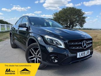 Mercedes-Benz GLA 1.6 GLA180 Urban Edition 7G-DCT Euro 6 (s/s) 5dr