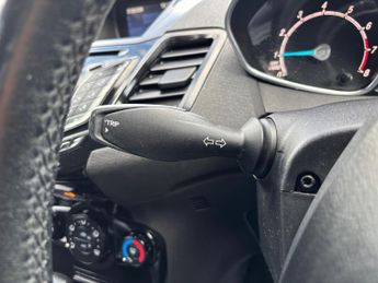 Ford Fiesta 1.0T EcoBoost Zetec Powershift Euro 6 5dr