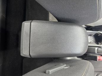 Ford Fiesta 1.0T EcoBoost Titanium Powershift Euro 6 5dr