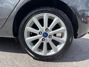 Ford Fiesta 1.0T EcoBoost Titanium Powershift Euro 6 5dr