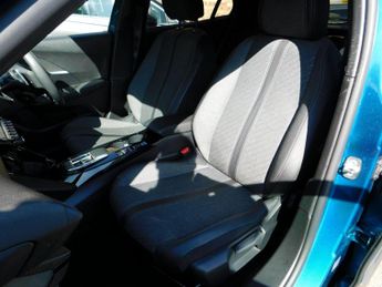 Peugeot 2008 1.2 PureTech Allure EAT Euro 6 (s/s) 5dr