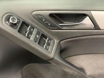 Volkswagen Golf 2.0 TDI GT Euro 5 5dr