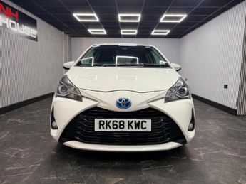 Toyota Yaris 1.5 VVT-h Icon Tech E-CVT Euro 6 (s/s) 5dr