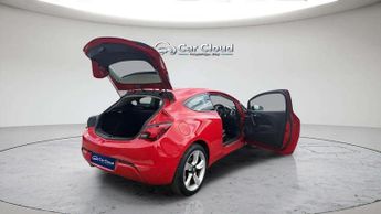 Vauxhall Astra GTC 2.0 CDTi SRi Euro 5 (s/s) 3dr