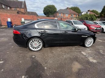 Jaguar XE 2.0d Portfolio Auto AWD Euro 6 (s/s) 4dr