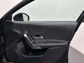 Mercedes-Benz A Class 1.5 A180d Sport (Executive) 7G-DCT Euro 6 (s/s) 5dr