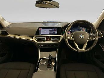 BMW 3 Series 2.0 318i SE Pro Touring 5dr Petrol Auto Euro 6 (s/s) (156 ps)