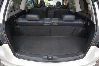 Subaru Exiga 2.0 GT Turbo AWD-Glass Roof-Seven Seater