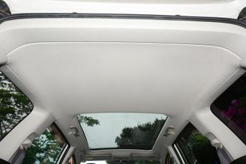 Subaru Exiga 2.0 GT Turbo AWD-Glass Roof-Seven Seater