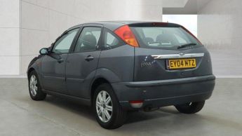 Ford Focus 1.6i 16v Ghia 5dr