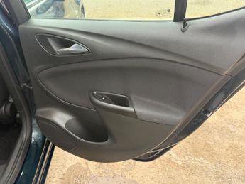 Vauxhall Astra 1.4i Turbo SRi Auto Euro 6 (s/s) 5dr