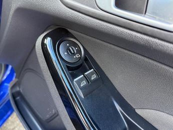 Ford Fiesta 1.0T EcoBoost Titanium Powershift Euro 6 5dr