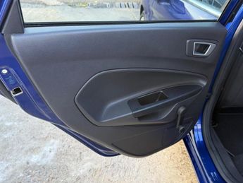 Ford Fiesta 1.0T EcoBoost Titanium Powershift Euro 6 5dr