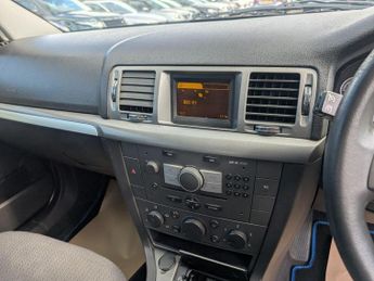 Vauxhall Vectra 1.9 CDTi 16v Exclusiv 5dr