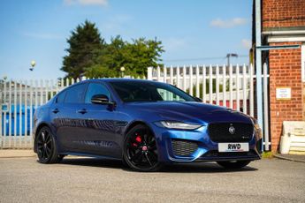 Jaguar XE 2.0 D200 MHEV R-Dynamic Black Auto Euro 6 (s/s) 4dr