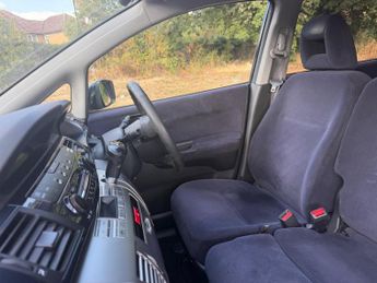 Honda FR-V 1.8 i-VTEC ES 5dr