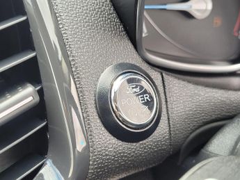 Ford EcoSport 1.5 Titanium Powershift 2WD Euro 5 5dr
