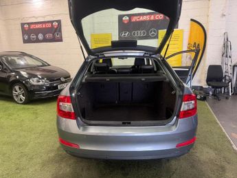 Skoda Octavia 1.4 TSI Elegance DSG Euro 5 (s/s) 5dr