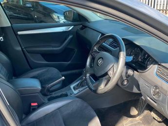 Skoda Octavia 1.4 TSI Elegance DSG Euro 5 (s/s) 5dr