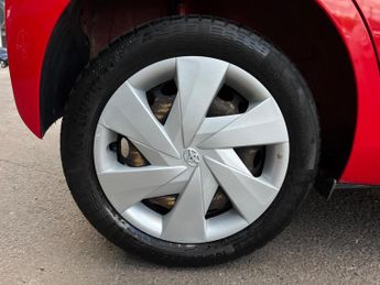Toyota AYGO 1.0 VVT-i x-play x-shift Euro 6 5dr