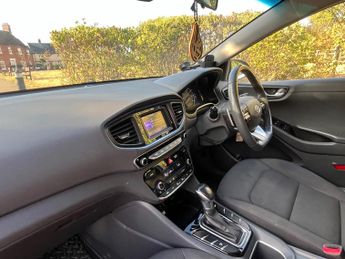 Hyundai IONIQ 1.6 h-GDi SE DCT Euro 6 (s/s) 5dr