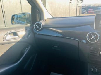 Mercedes-Benz B Class 1.8 B180 CDI BlueEfficiency SE Euro 5 (s/s) 5dr