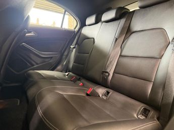 Mercedes-Benz A Class 1.5 A180 CDI Sport Edition 7G-DCT Euro 5 (s/s) 5dr