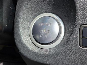 Mercedes-Benz GLA 1.6 GLA180 Urban Edition 7G-DCT Euro 6 (s/s) 5dr