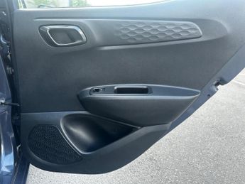 Hyundai i10 1.0 SE Connect Auto Euro 6 (s/s) 5dr
