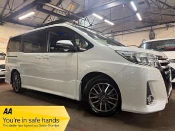 Toyota Noah 2.0 Petrol Automatic 8 Seats 5dr