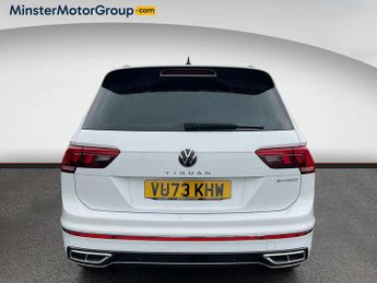 Volkswagen Tiguan R-LINE TSI PHEV S-A