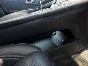 Hyundai Kona ULTIMATE EV