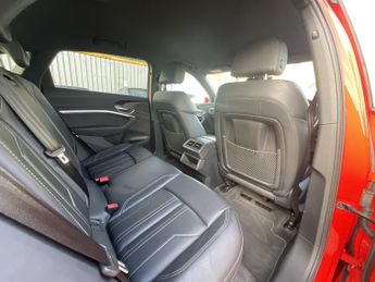 Audi E-Tron S LINE 55 QUATTRO