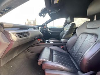 Audi E-Tron S LINE 55 QUATTRO