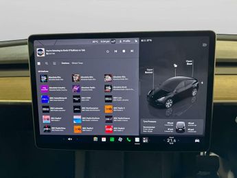 Tesla Model Y (Dual Motor) Long Range SUV 5dr Electric Auto 4WDE (384 bhp)