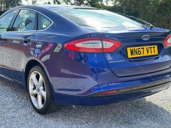 Ford Mondeo 2.0 TDCi Titanium Euro 6 (s/s) 5dr