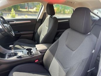 Ford Mondeo 2.0 TDCi Titanium Euro 6 (s/s) 5dr