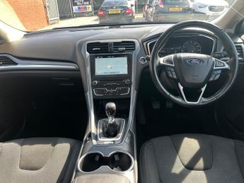 Ford Mondeo 2.0 TDCi Titanium Euro 6 (s/s) 5dr