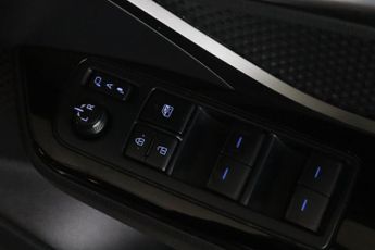 Toyota C-HR 2.0 VVT-h Design CVT Euro 6 (s/s) 5dr