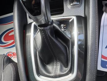 Nissan Qashqai 1.3 DIG-T N-Connecta DCT Auto Euro 6 (s/s) 5dr