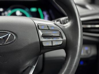 Hyundai IONIQ 1.6 h-GDi Premium DCT Euro 6 (s/s) 5dr